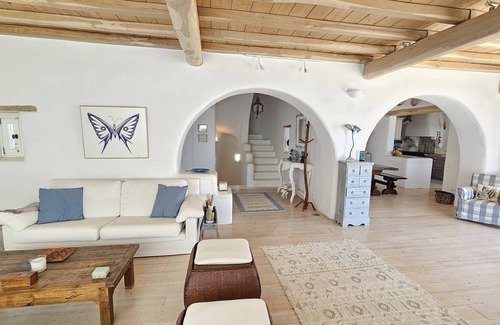Agios Stefanos Villa | Magnificent Villa Karam with private pool
