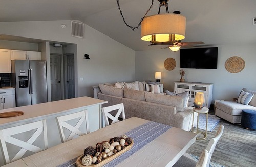 Colington Harbour Casa | 4-bedroom house in lovely Kill Devil Hills with boat dock!