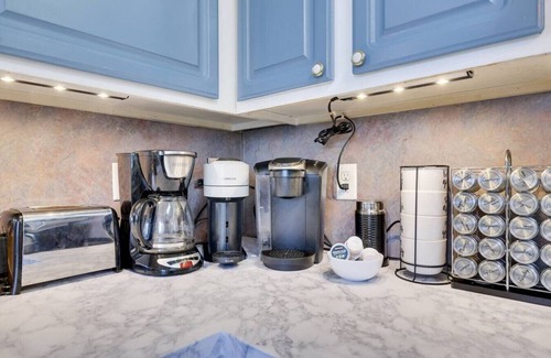 Pocono Summit Casa | Sunset Paradise! Lakefront!+hot-tub & a lot more !