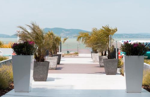 Fonyod Apartamento | Sunset Resort - Lakeside Apartment