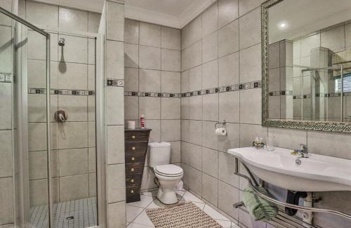 Rustenburg Casa | Sunset Ridge Guest House