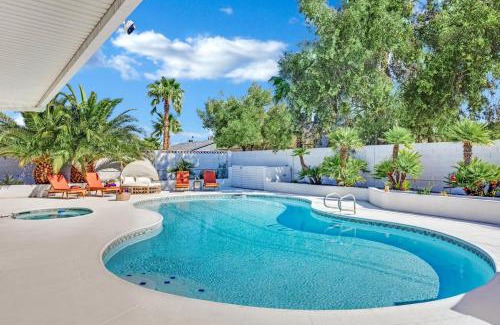 Royal Crest Rancheros Casa | Sunset Royale - The Ultimate Vegas Getaway