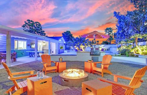 Royal Crest Rancheros Casa | Sunset Royale - The Ultimate Vegas Getaway