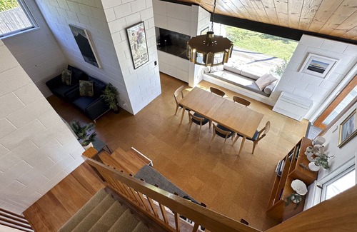 Havelock North Casa | Sunset Sanctuary - Havelock North Holiday Home