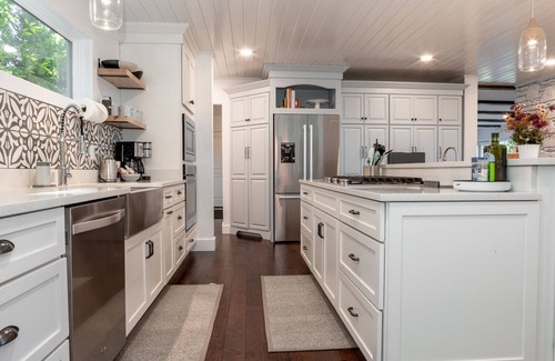 Asheville Casa | Sunset Sanctuary | Stunning Views Only Minutes from Downtown Asheville