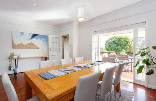 Scarborough Casa | Sunset Serenity in Scarborough