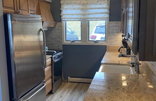 Dewittville Condominio | Sunset Shores Family-Friendly Lake Condo in Mayville Pool, AC, Private Deck!