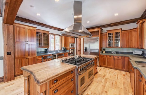 Mount Mourne Casa | Sunset Shores Resort by AvantStay | Private Beach