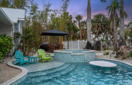 Siesta Key Village Casa | Sunset Splash
