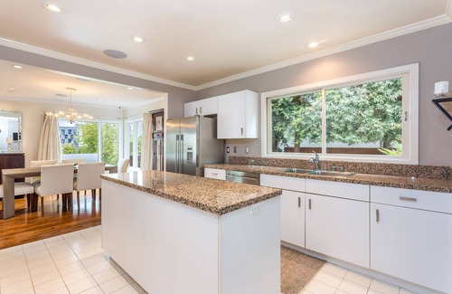 Hollywood Hills West Villa | Sunset Strip Location- 5mm Dollar Dream Home w/ Pool, Hot Tub, Cabana, + More!