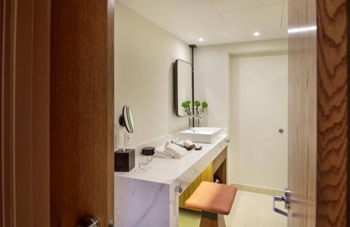 El Medano Ejidal Complejo | Sunset Suite - 2 BR City View Suite