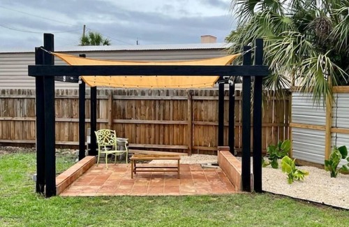 Silver Sands Casa | Sunset Surf House-5bdrm-12beds-sleeps14-wlk to bch