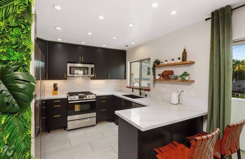 Mission Hills Casa | Sunset Terrace | Hot Tub | King Bed | Game Room | Parking