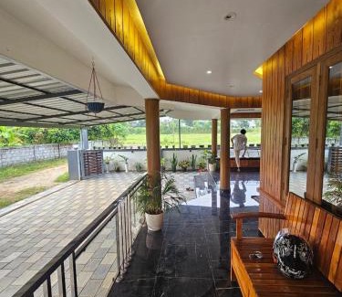 Irinjalakuda Casa | Sunset View Inn