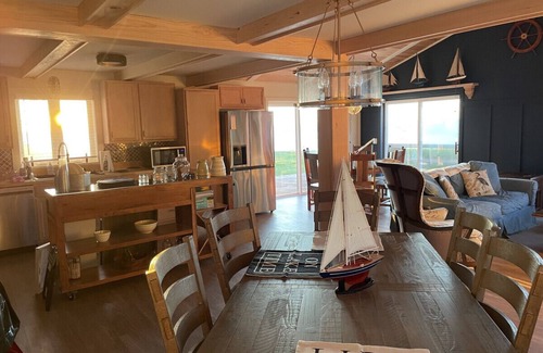 Fredonia Casa | Sunset View Lake House