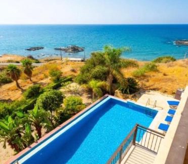 Pomos Villa | Sunset View Mermaid Villa