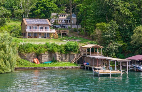Valois Casa | Sunset View Waterfront Home in the heart of Seneca Lake Wine Trail with Hot Tub