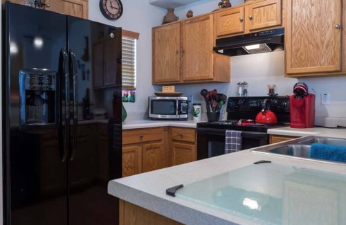 Tramonto Casa | Sunset Views From Your North Phoenix Condo Stay