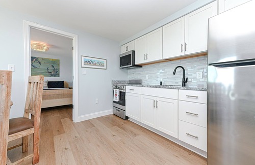 North Truro Condominio | Sunset Village Beachfront Condo