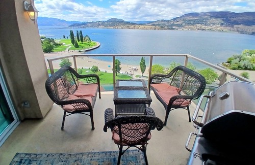Kelowna Central Business District Condominio | Sunset Waterfont Resort 12. Luxury Lakeside, stunning 3 bed/2bath Kelowna Condo.