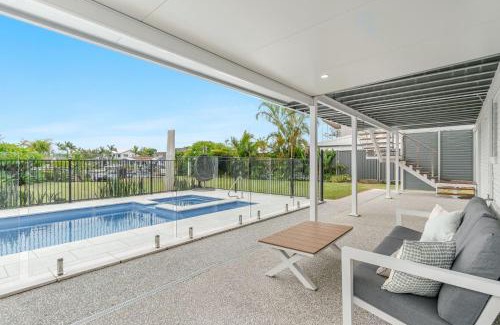 Yamba Casa | Sunset Waters - Waterfront with Pool