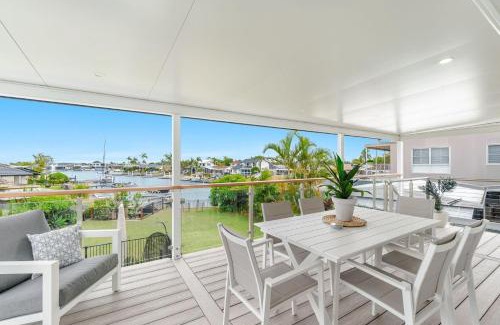 Yamba Casa | Sunset Waters - Waterfront with Pool