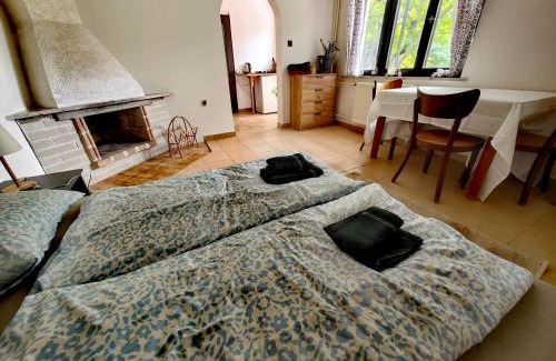 Banka Apartamento | SunsetHouse Garden Apartment