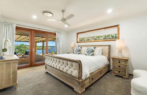 Yamba Casa | Sunsets at 101 - Pet Friendly Waterfront