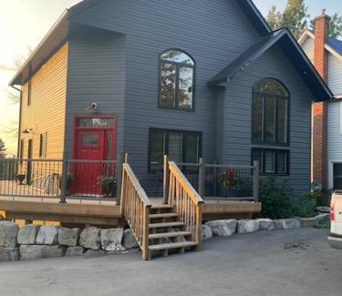 Greater Napanee Casa | Sunsets At The Oasis