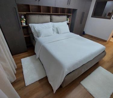 Madonna di Tirano Apartamento | SUNSHINE- 2 minutes walk to Bernina Express