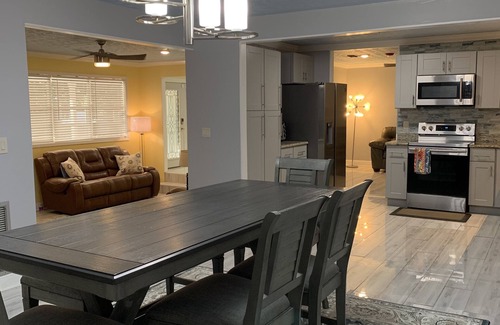 Northside Casa | Sunshine City Home