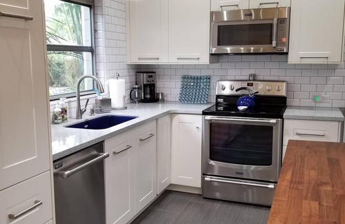 Crescent Heights Casa | 🌞Sunshine Cottage St Pete🌞--Home away from home!🏖️👙🩴