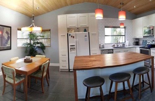 Crescent Heights Casa | 🌞Sunshine Cottage St Pete🌞--Home away from home!🏖️👙🩴