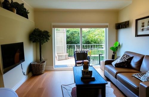St. Heliers Casa | Sunshine Daydream w Edmund Cottage