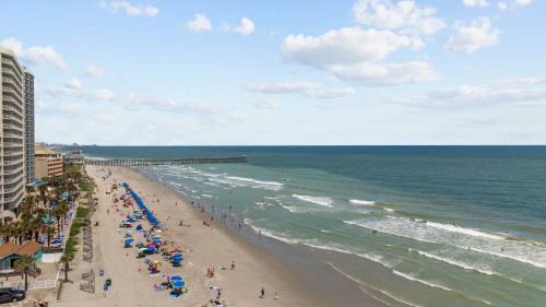 Myrtle Beach Casa | Sunshine Derby - 1 Block to Beach- Garage EV Charge