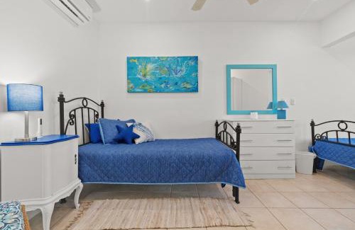 Coco Sunset Hills Casa | Sunshine Escape With A Rooftop Patio
