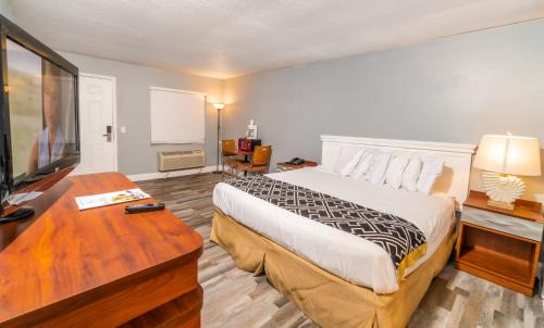Kissimmee Hotel | Sunshine Inn