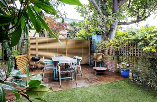 Stoke Newington Casa | Sunshine Joy, by Veeve