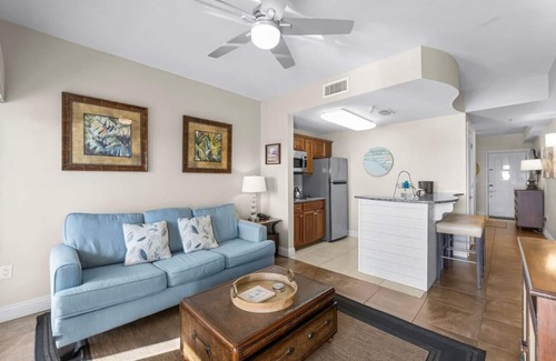 Sunnyside Apartamento | Sunshine On My Mind ~ Lake Front! ~ 7 min to 30A!