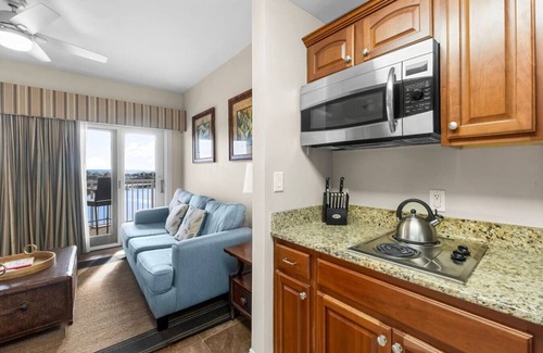 Sunnyside Apartamento | Sunshine On My Mind ~ Lake Front! ~ 7 min to 30A!