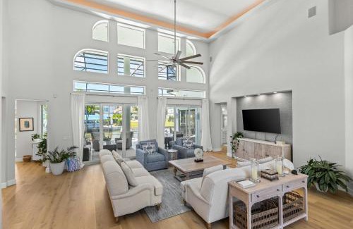 Vanderbilt Beach Casa | Sunshine on the Water