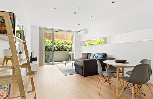 Greenwich Apartamento | Sunshine Pacific - A Spacious Boutique Stay