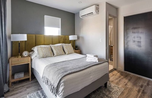 Middletown Condominio | Sunshine Retreat: Cozy and Warm Studio