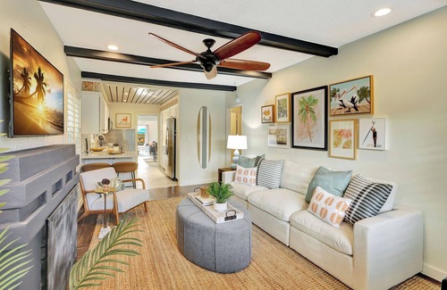 Victoria Park Casa | Sunshine Sippin' Oasis Luxury Design/Location/Heated Pool/Hot Tub/Putting Green