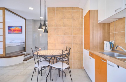 Businci Apartamento | Sunshine Suite #2