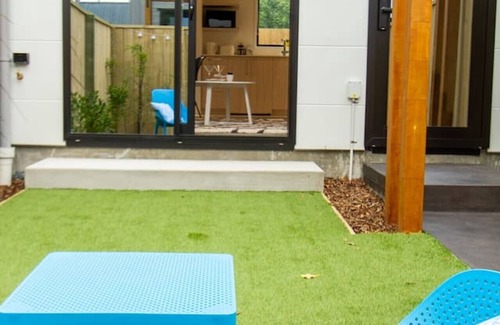 New Brighton Casa | Sunsoaked seaside 1 bedroom 1 bath