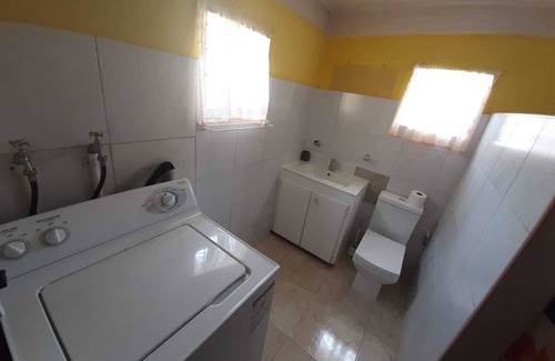 Navy Gardens Casa | 🌞 SunSpot Chattel House - Close to Everything