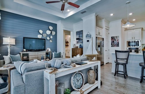 Santa Rosa Beach Casa | Suntans & Sunsets on 30A | Golf Cart | Sleeps 6