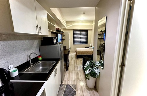 Downtown Cebu Condominio | Sunvida tower condo One minute walk to Sm City Cebu Mabolo