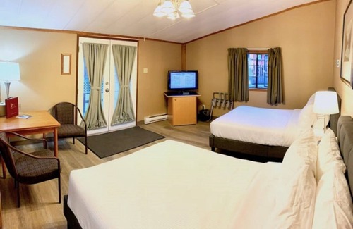 Sunwapta Falls Cabina | Sunwapta Falls Rocky Mountain Lodge